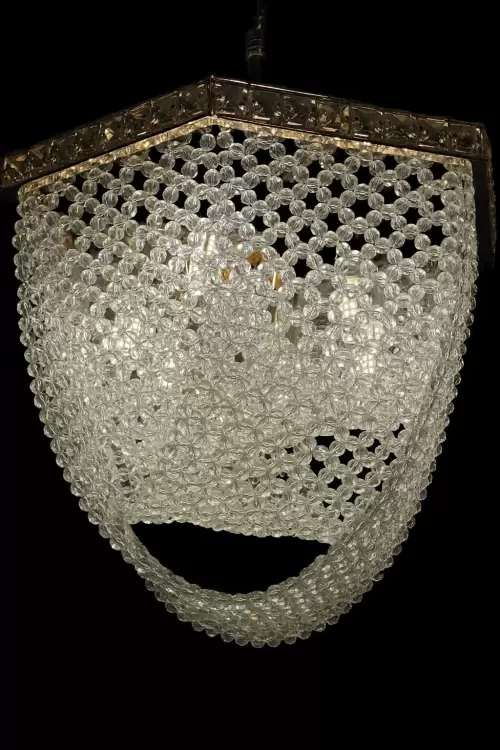 Shimmering-Crystal-Chandelier